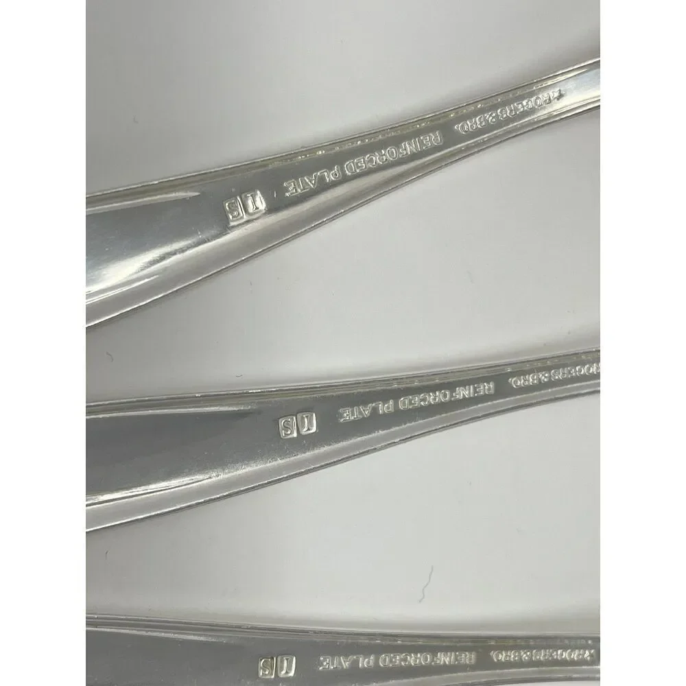 International EXQUISITE Silverplate 1957 Serving Table Sugar Spoons Butter Knife